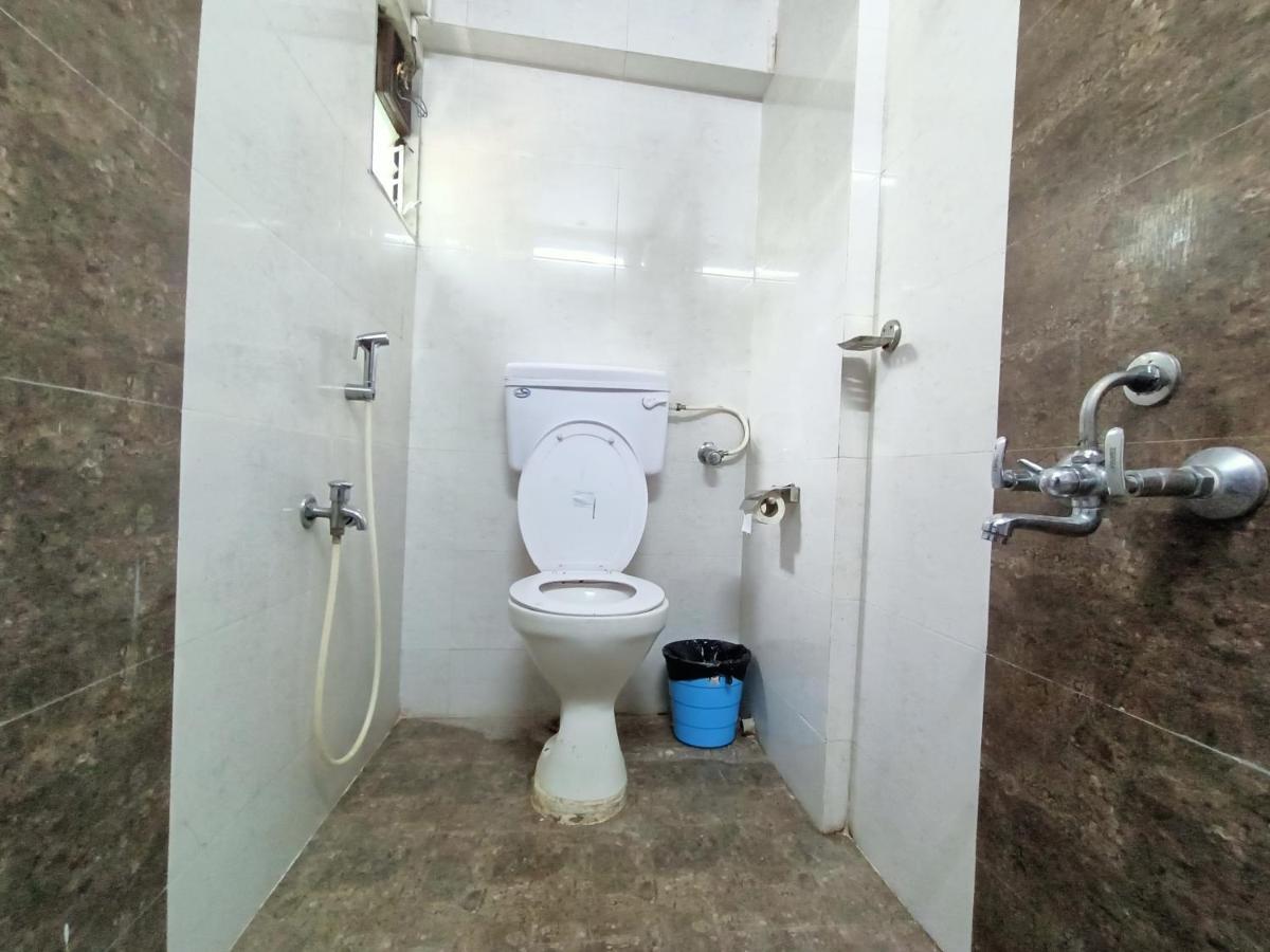 Kalpataru Hometel Мумбай Екстериор снимка